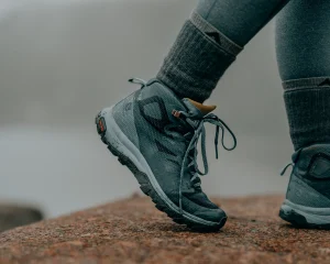 Marcas de botas de montaña