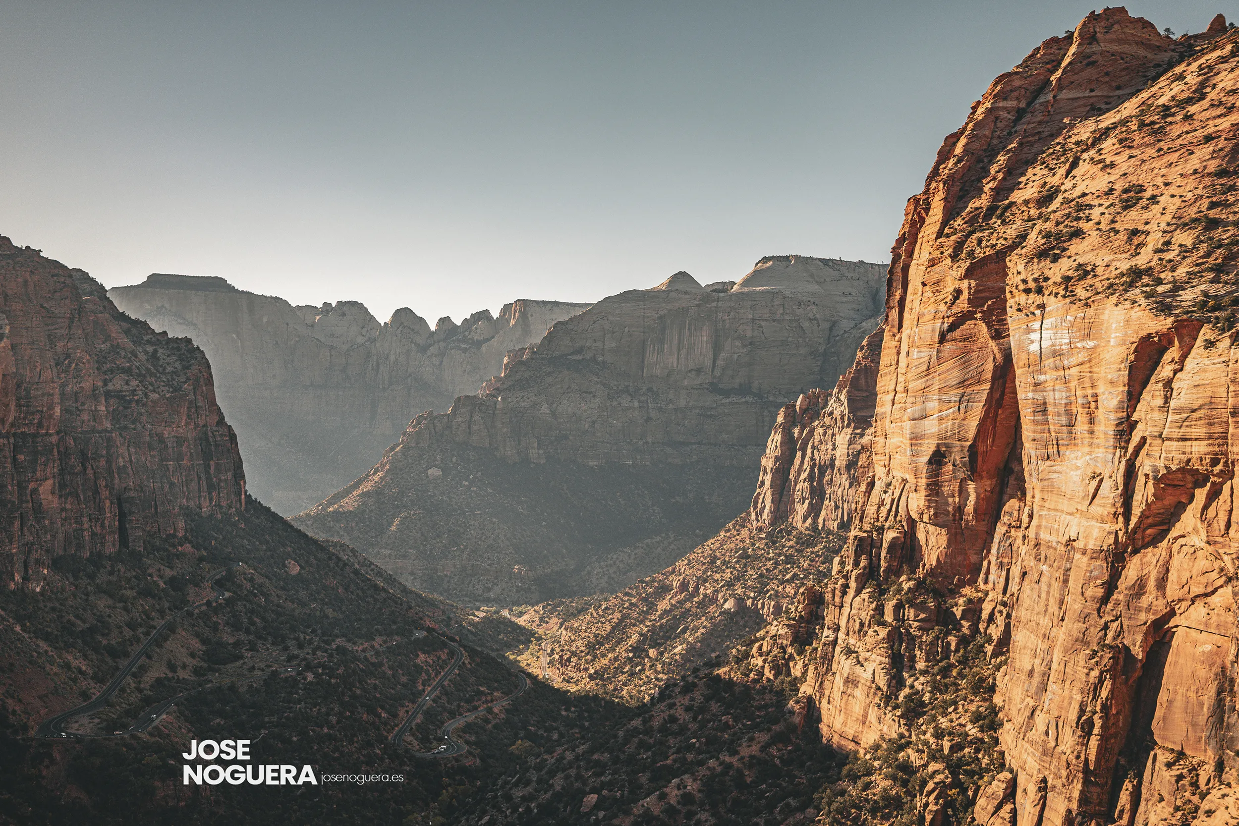 Vista desde Canyon Overlook, en Zion